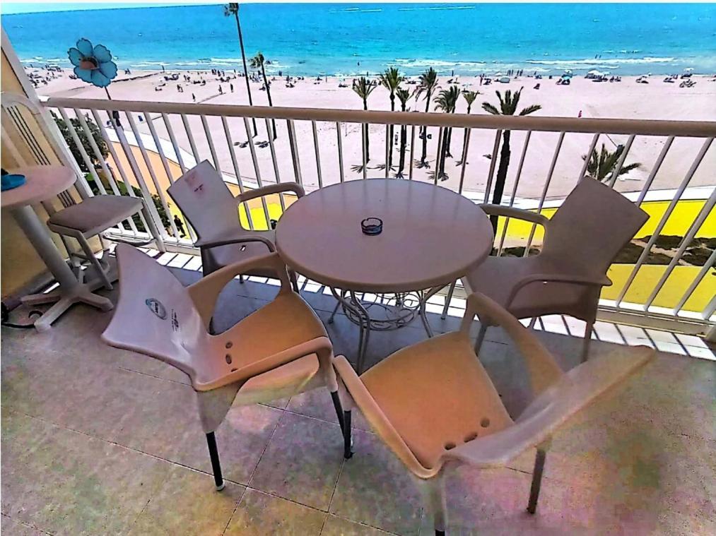 Apartamento Suite Acapulco First Line Benidorm Beach Eksteriør billede